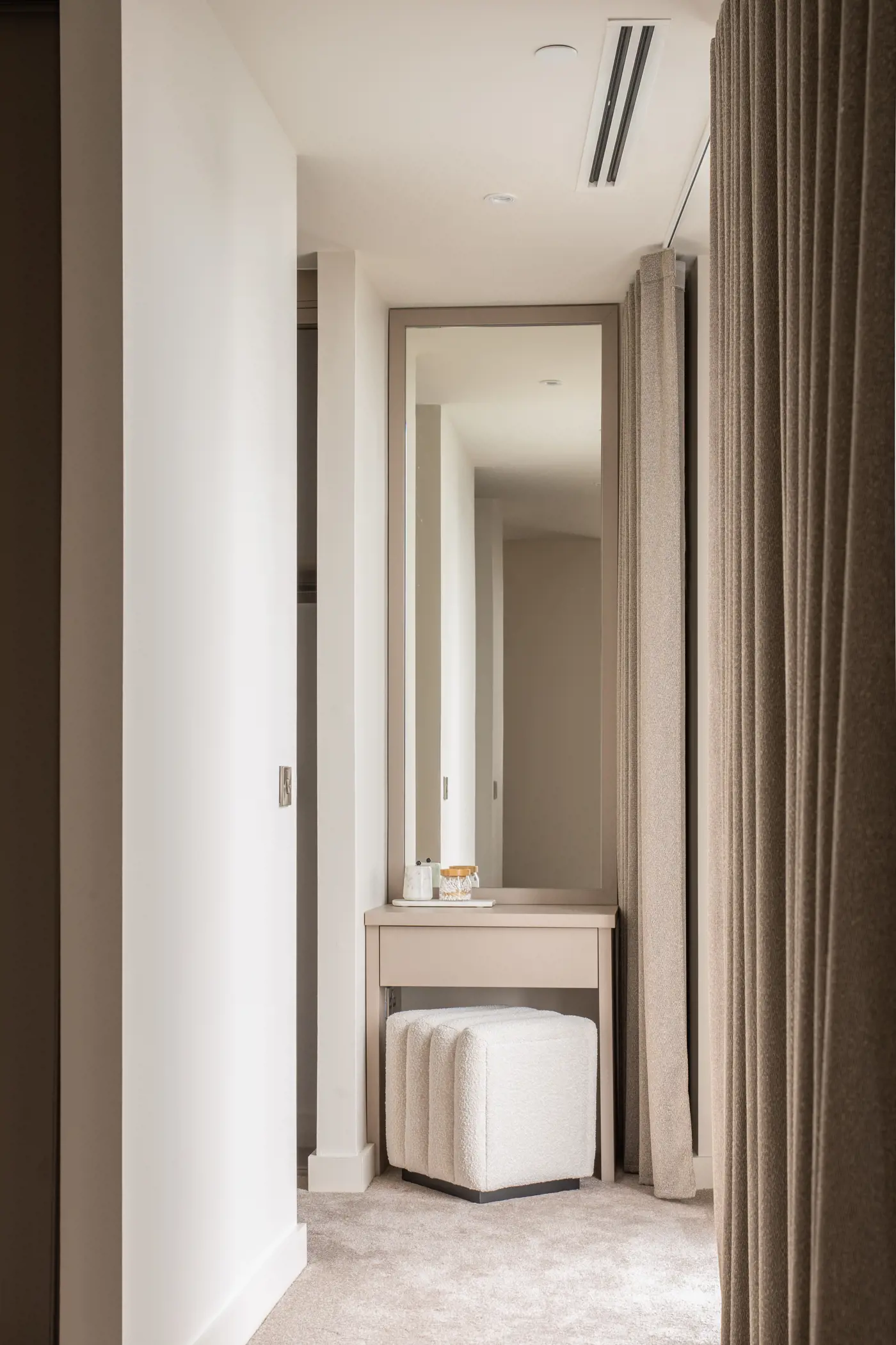 Westtower Penthouse 73