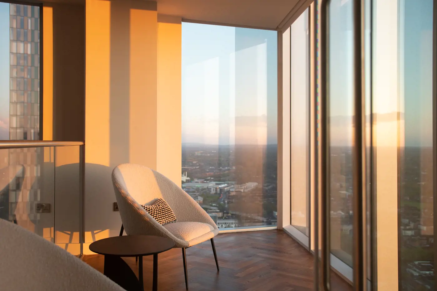 Westtower Penthouse 38